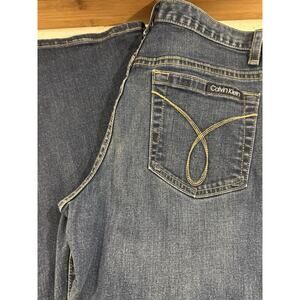 CALVIN‎ KLEIN Flare Leg Mid Rise Med Wash Blue Denim Jeans Women's Size 10